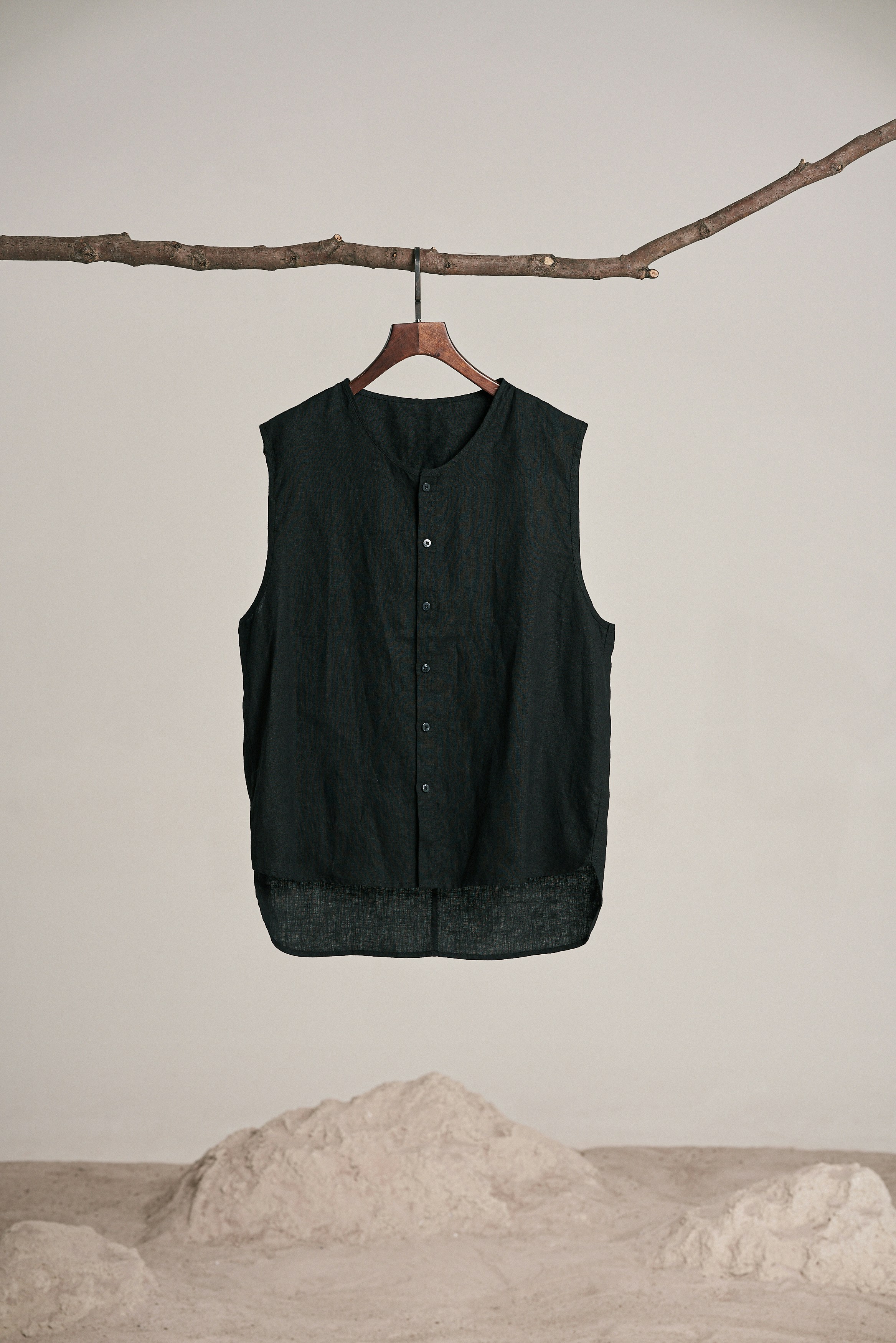 Black shirt.